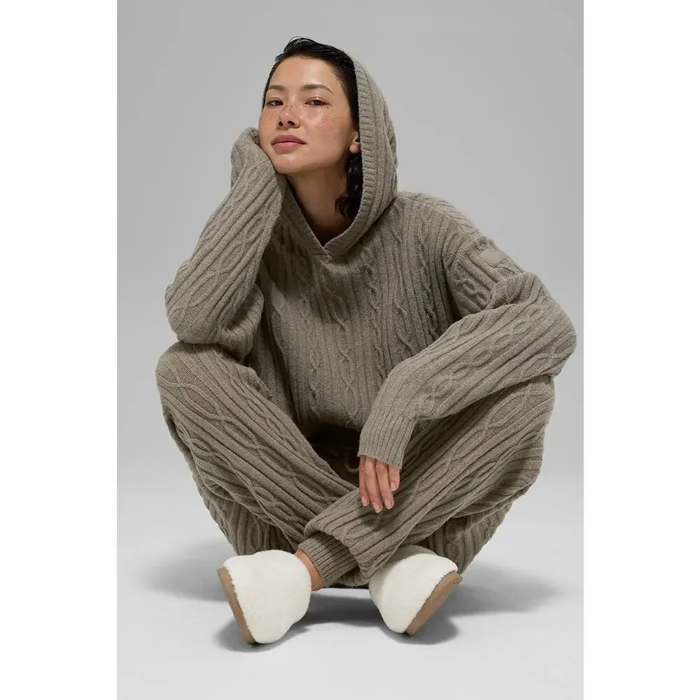 NEW Alo Yoga Cable Knit Winter Bliss Hoodie Light Cocoa Cozy Luxe Cropped Soft M